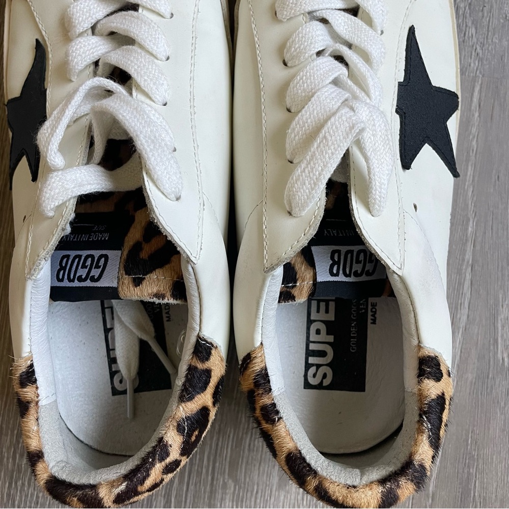 Golden Goose Sneakers - Picture 5 of 14